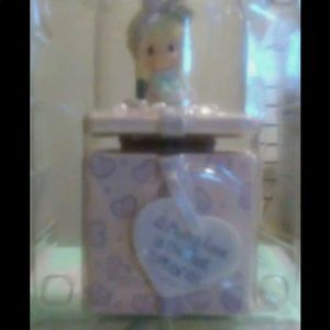 Precious Moments Mom Tinker box


 by: Enesco Precious Moments